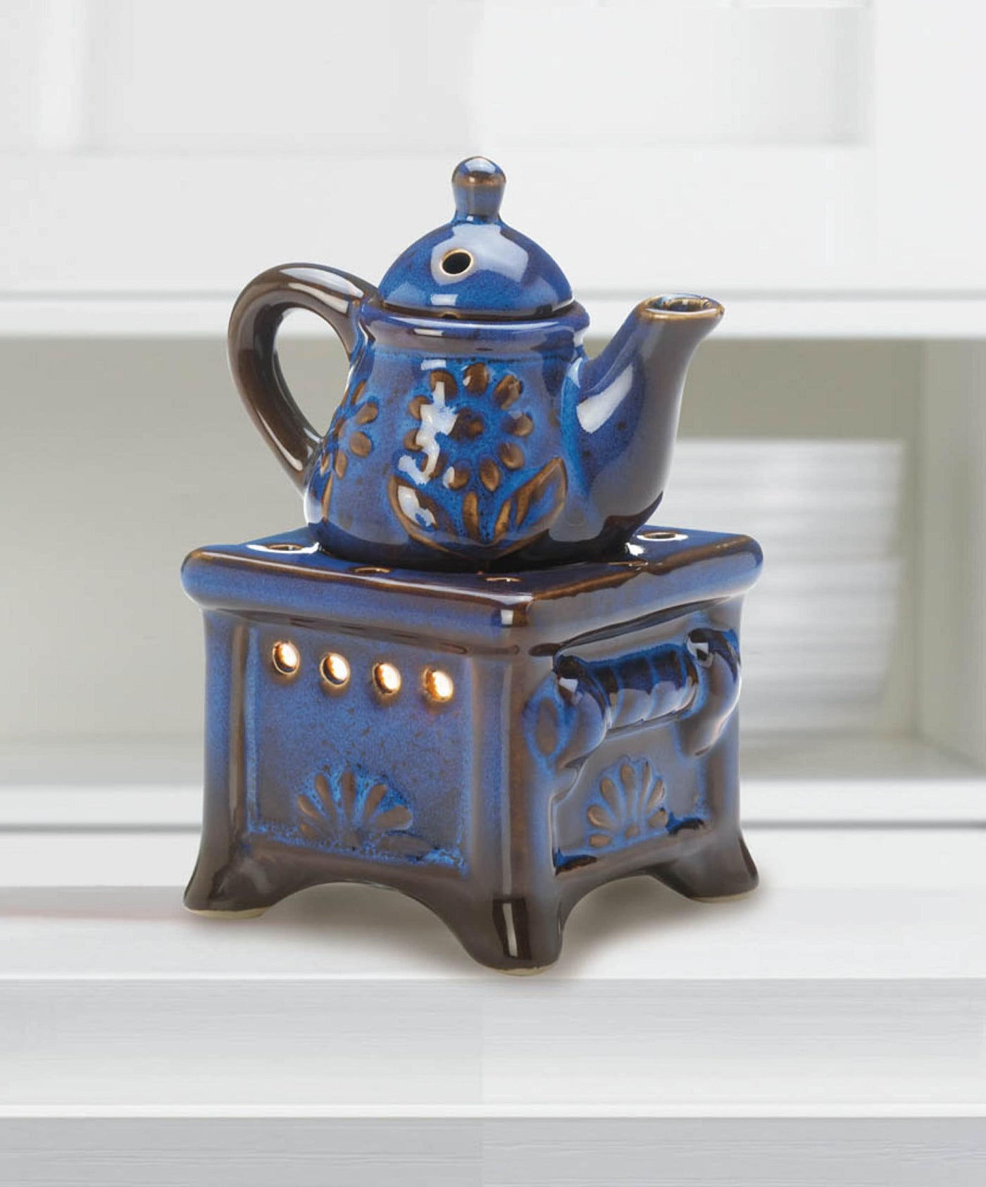 (image for) BLUE TEAPOT STOVE OIL WARMER