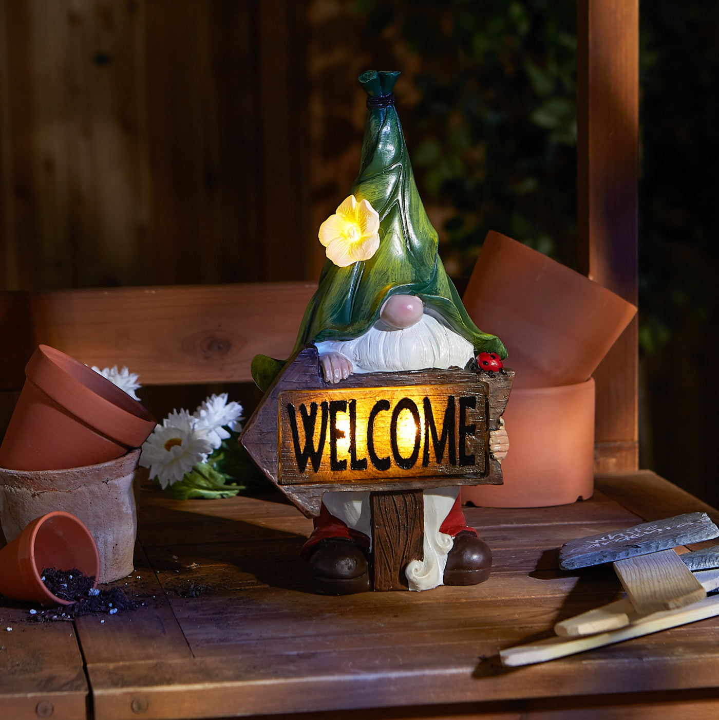 (image for) GNOME WITH GLOWING WELCOME SIGN SOLAR STATUE
